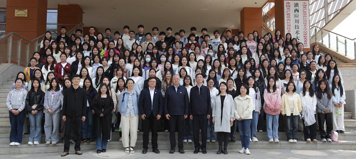 b55cf382fe62495e82b3c902f435abe2.jpg